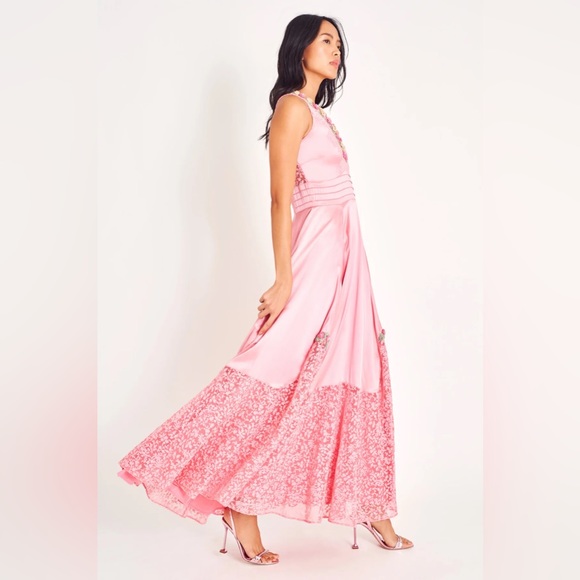 LoveShakeFancy Mirette Silk Gown SZ 6 in Powder Pink - Picture 4 of 16